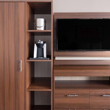 Hawthorn Extended Stay By Wyndham Columbia-Ft Jackson 외부 사진