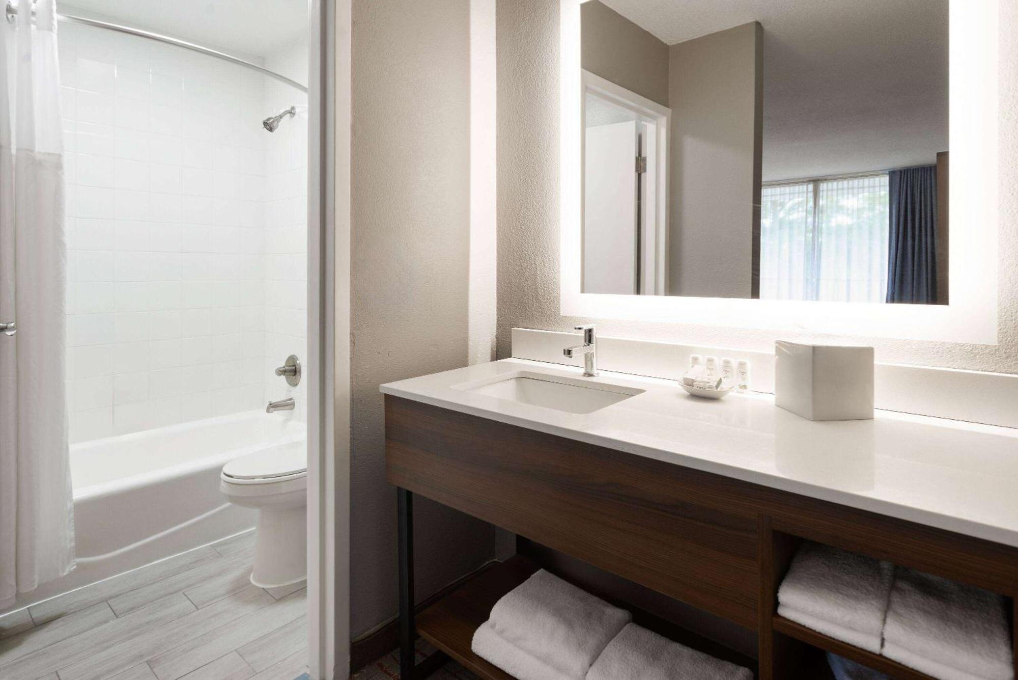 Hawthorn Extended Stay By Wyndham Columbia-Ft Jackson 외부 사진
